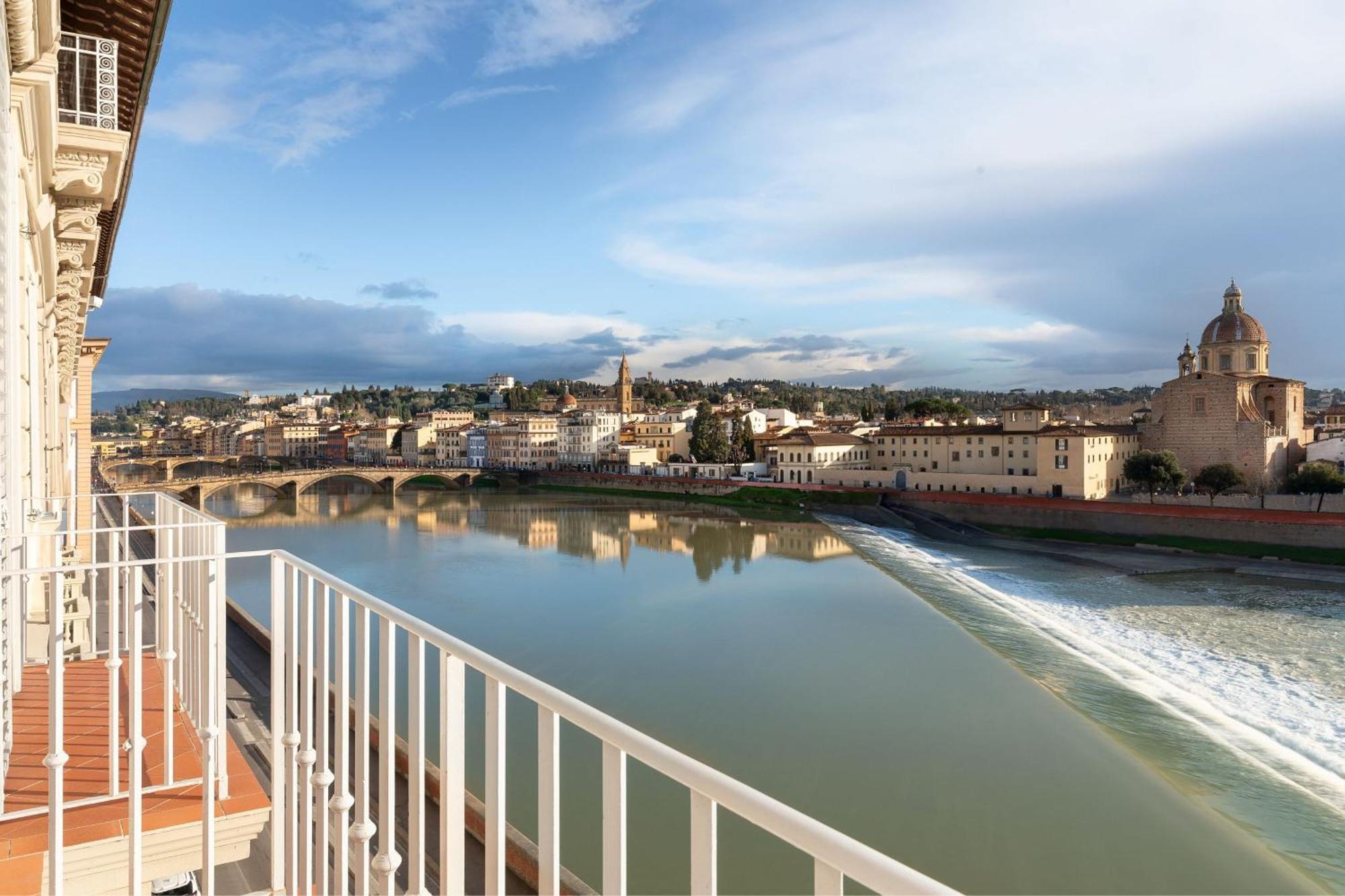 Junior Suite Arno con 1 Camera da Letto e Vista Arno